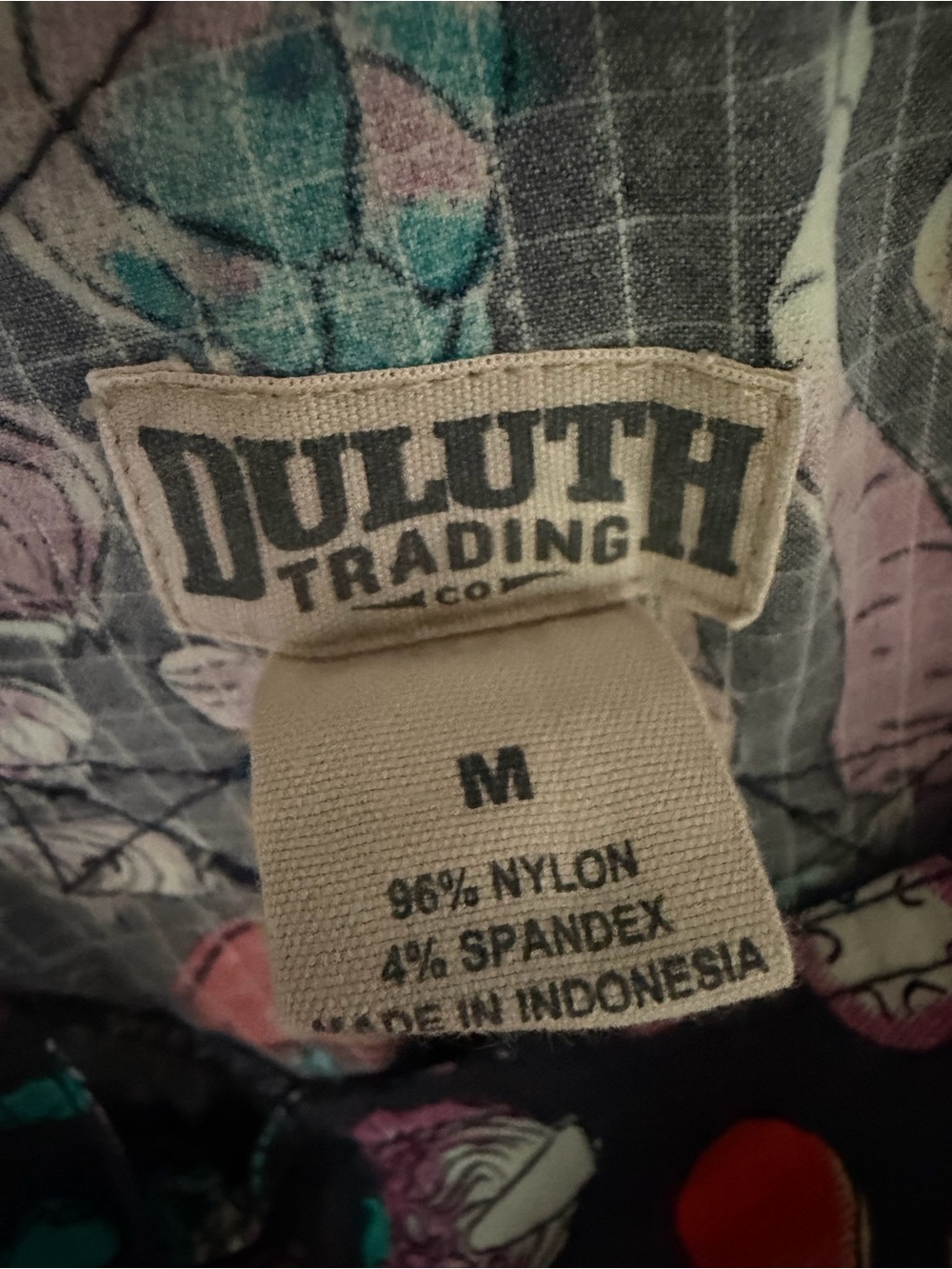 Duluth Trading Co Black Short Overalls 🩳 with Teal, Red & Pink Vegetable Print - Picture 4 of 7